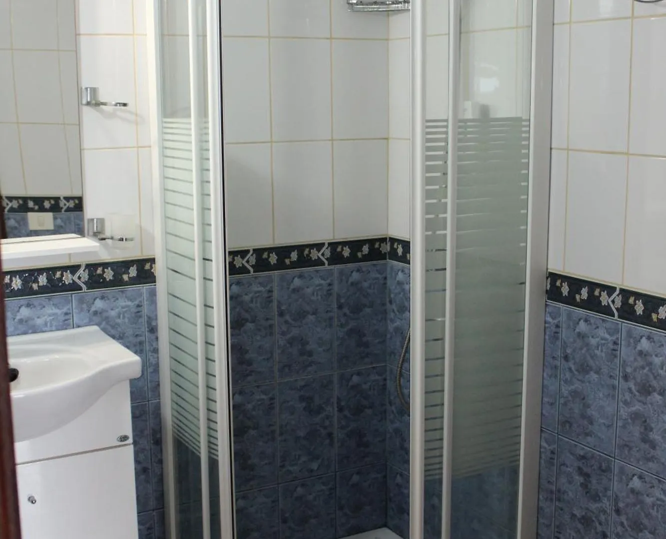 Mama Ye Villa Lodero Holiday home